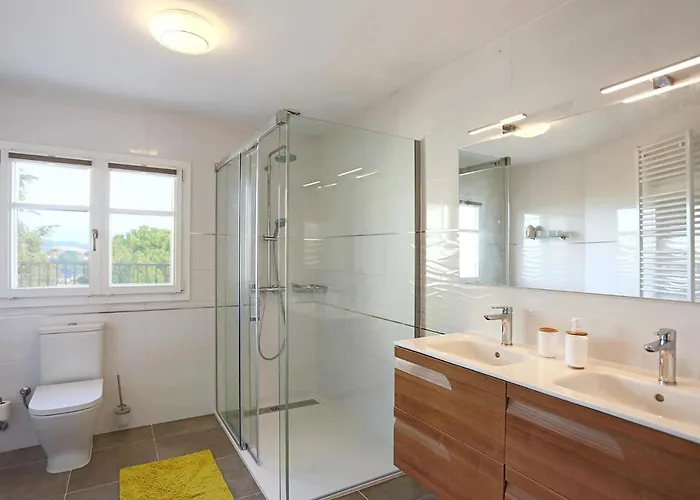 Homestay Estrella - Costa Brava